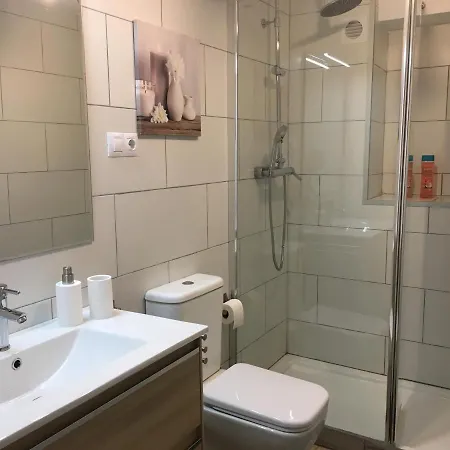 Casa Doramas Vv בקתה *